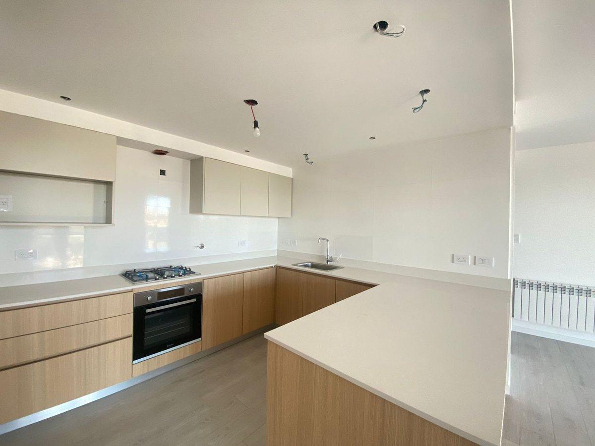 Foto de REMAX VENDE/EXCLUSIVO DEPTO/2DORM/2BAÑOS/COCHERA, imagen 4