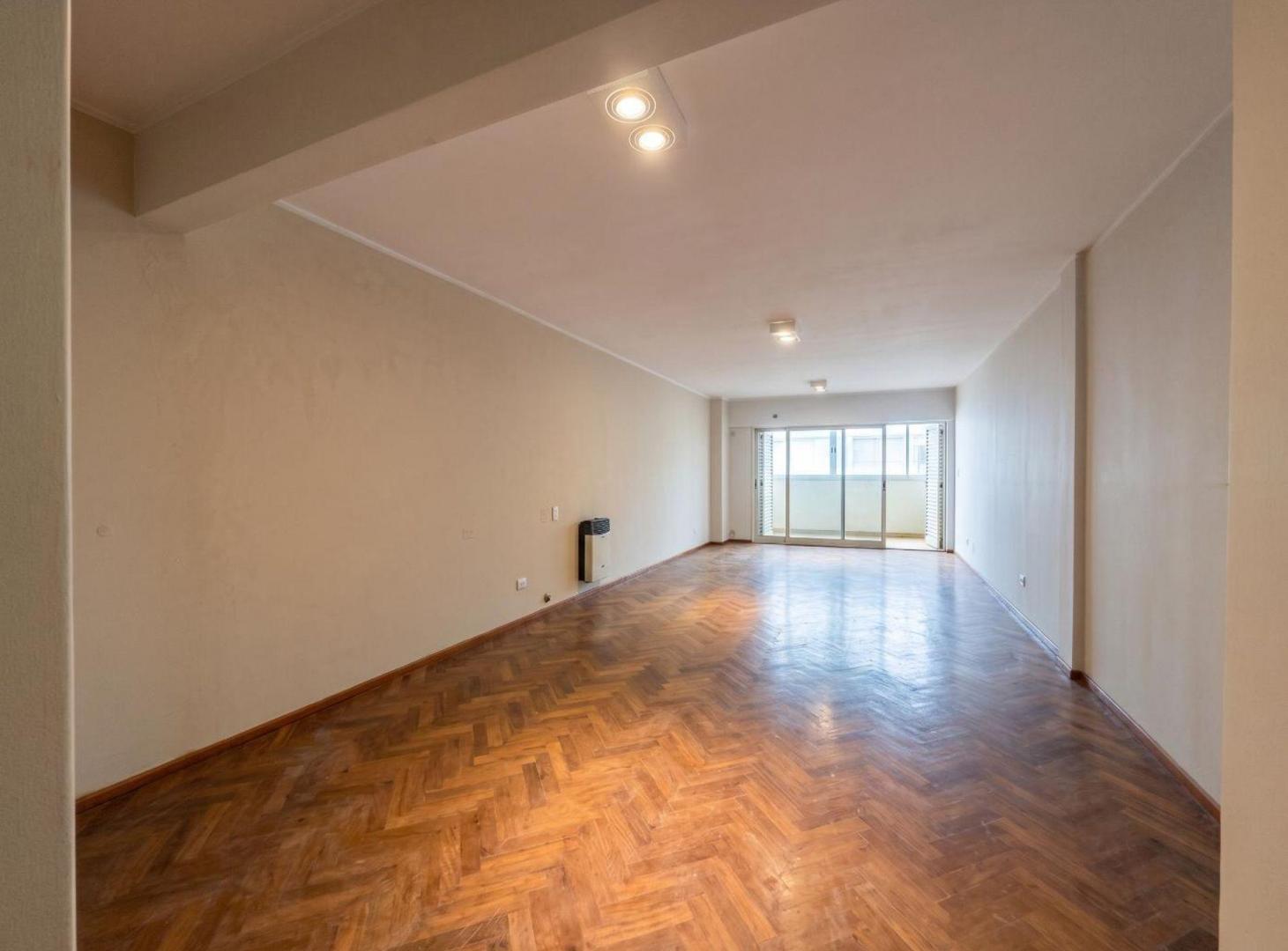 Foto de VENTA/ DEPTO/ 3DORM/ MICROCENTRO/ SERVICIOS, imagen 1
