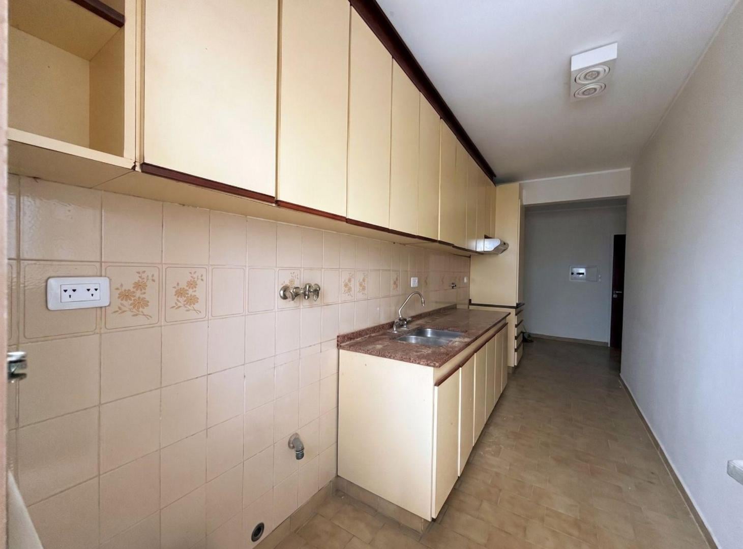 Foto de VENTA/ DEPTO/ 3DORM/ MICROCENTRO/ SERVICIOS, imagen 3