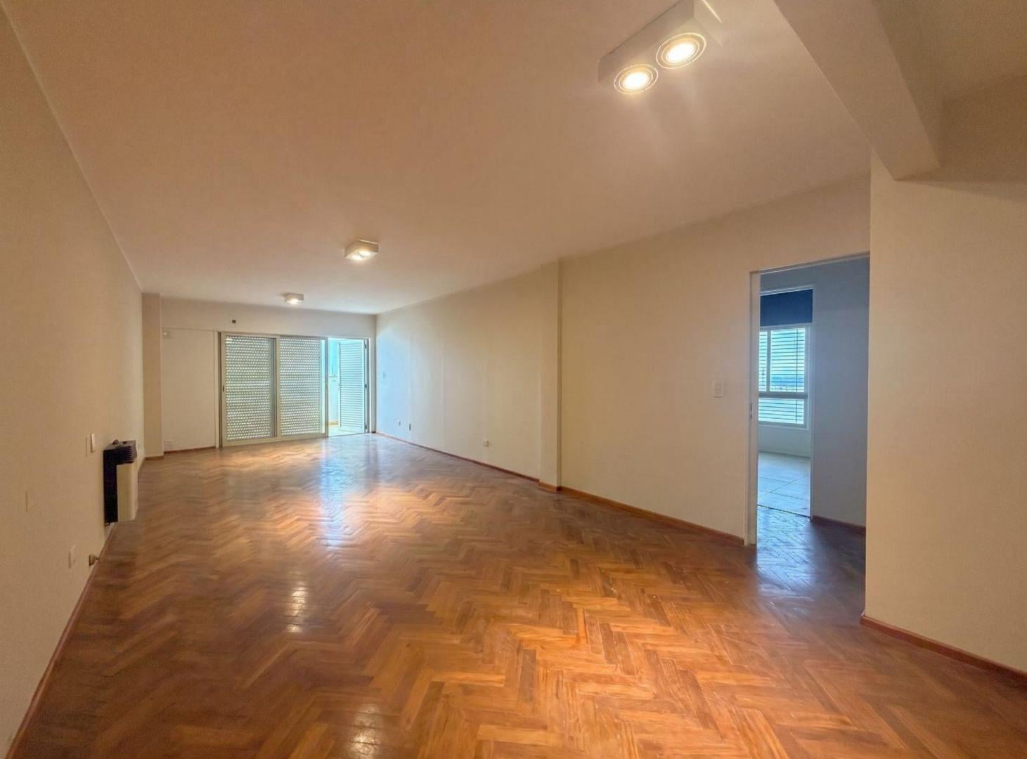 Foto de VENTA/ DEPTO/ 3DORM/ MICROCENTRO/ SERVICIOS, imagen 4