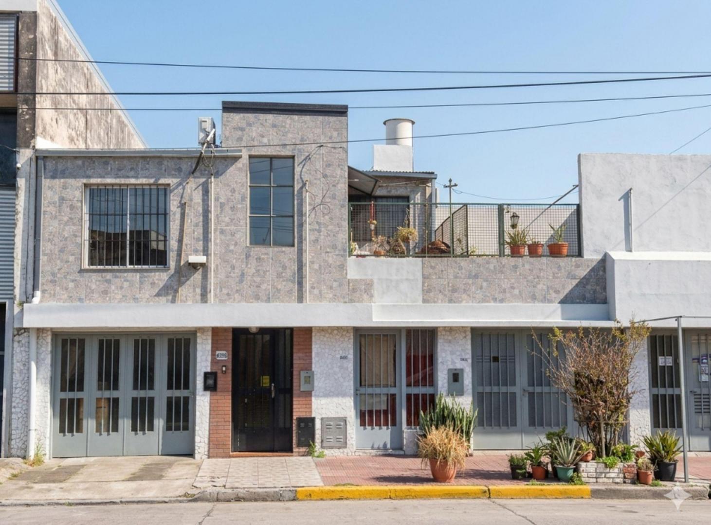 Foto de VENTA /DEPARTAMENTO P.A. /3 DORMITORIOS /SERVICIOS, imagen 1