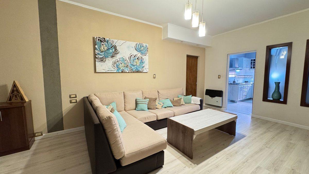 Foto de VENTA CASA/3 HABITACIONES/SERVICIOS/SUNCHALES, imagen 2