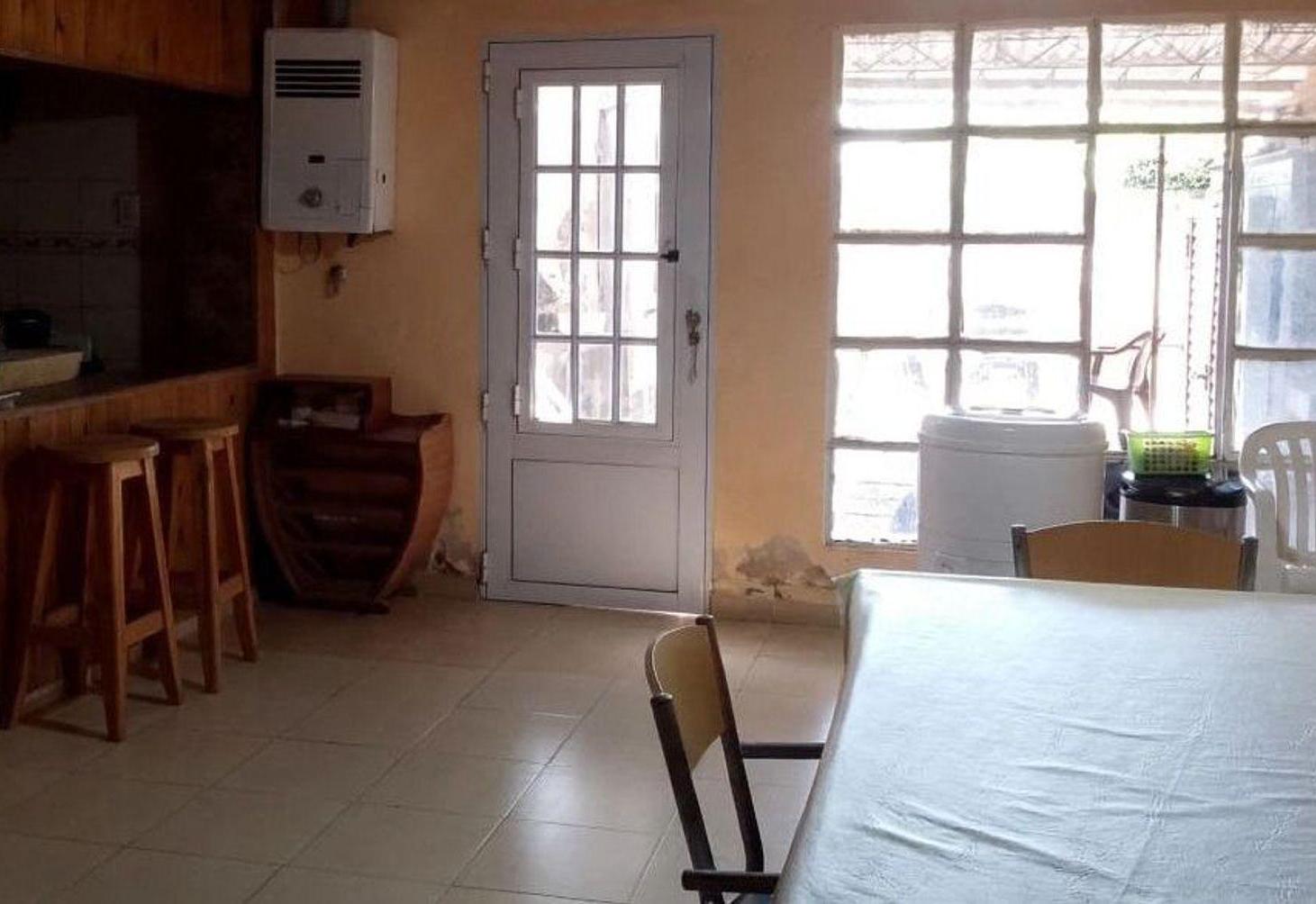 Foto de VENTA /CASA APTA CREDITO BARRIO 9 DE JULIO, imagen 1
