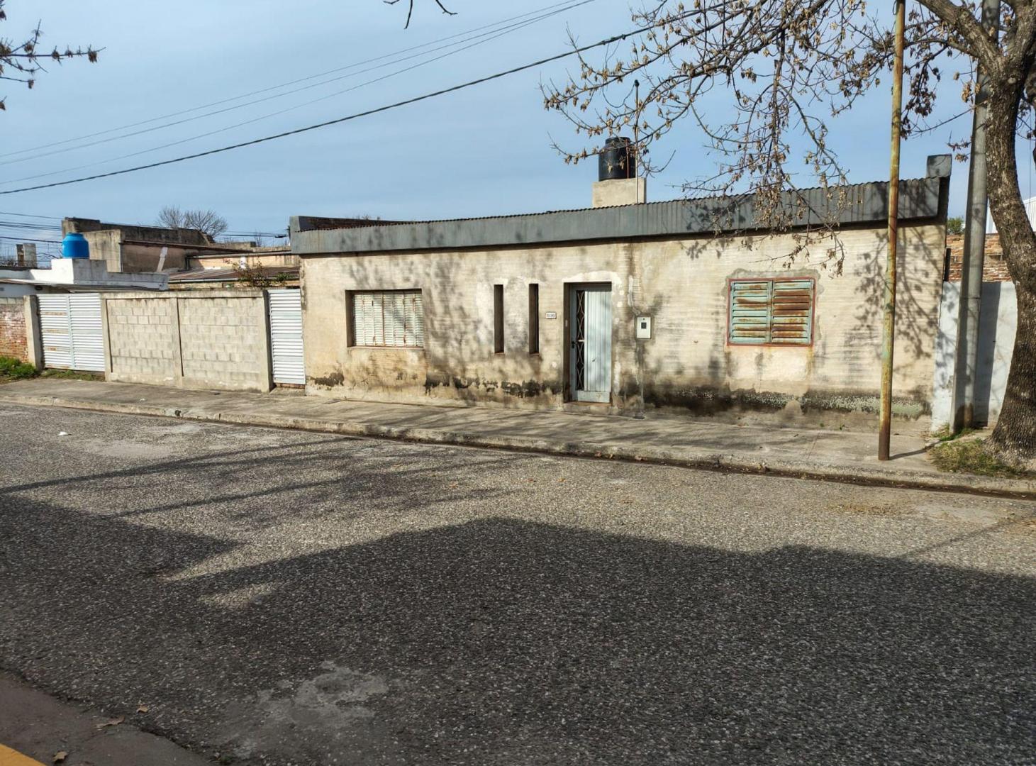 Foto de REMAX/VENDE/CASA DE DOS DORMITORIOS/APTA CREDITO, imagen 4