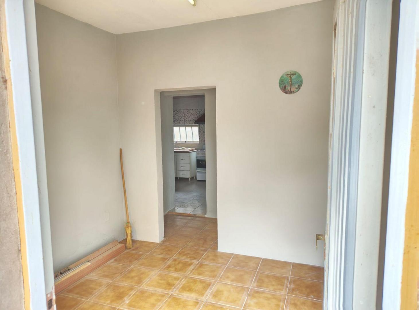 Foto de REMAX/VENDE/CASA DE DOS DORMITORIOS/APTA CREDITO, imagen 1