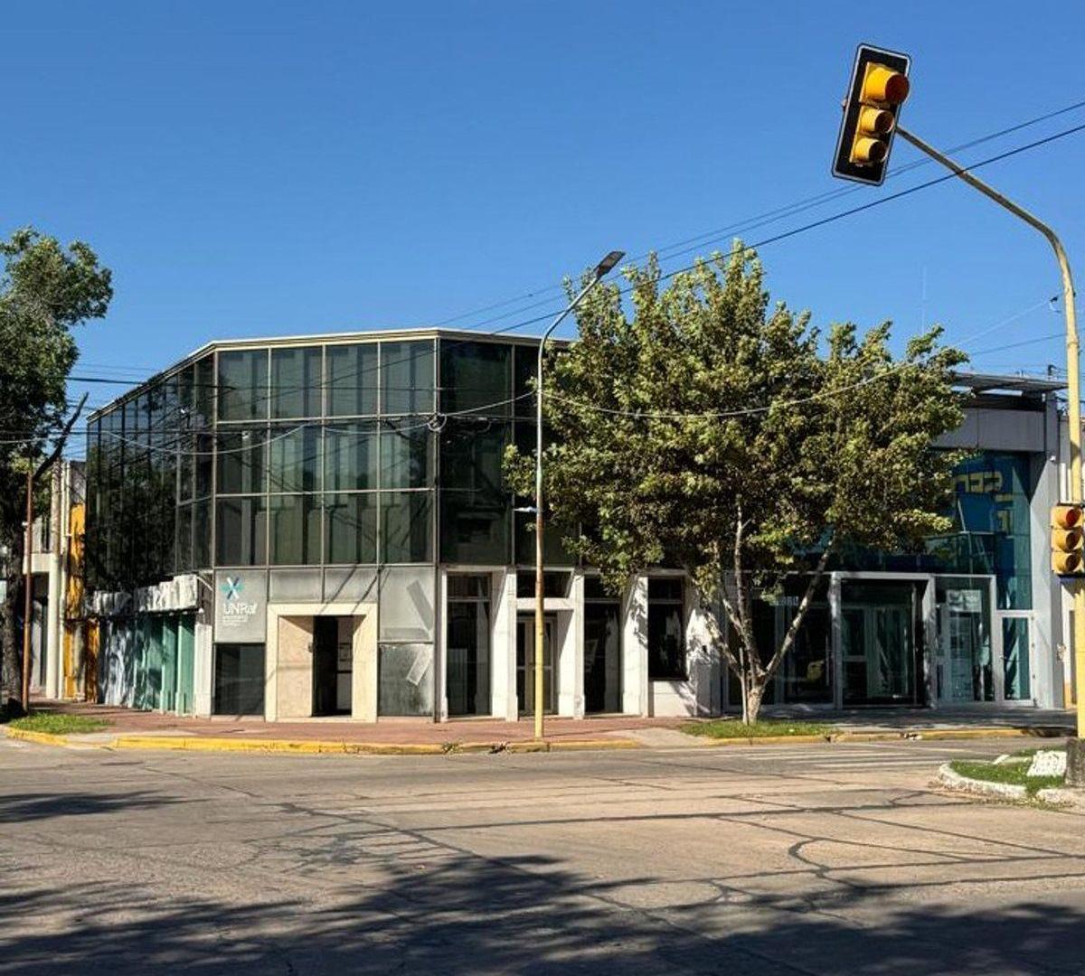 Foto de VENTA/ SALON COMERCIAL / OFICINAS, imagen 1