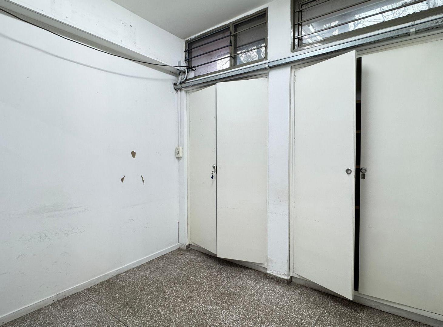 Foto de ALQUILER/ SALON COMERCIAL / OFICINAS, imagen 4