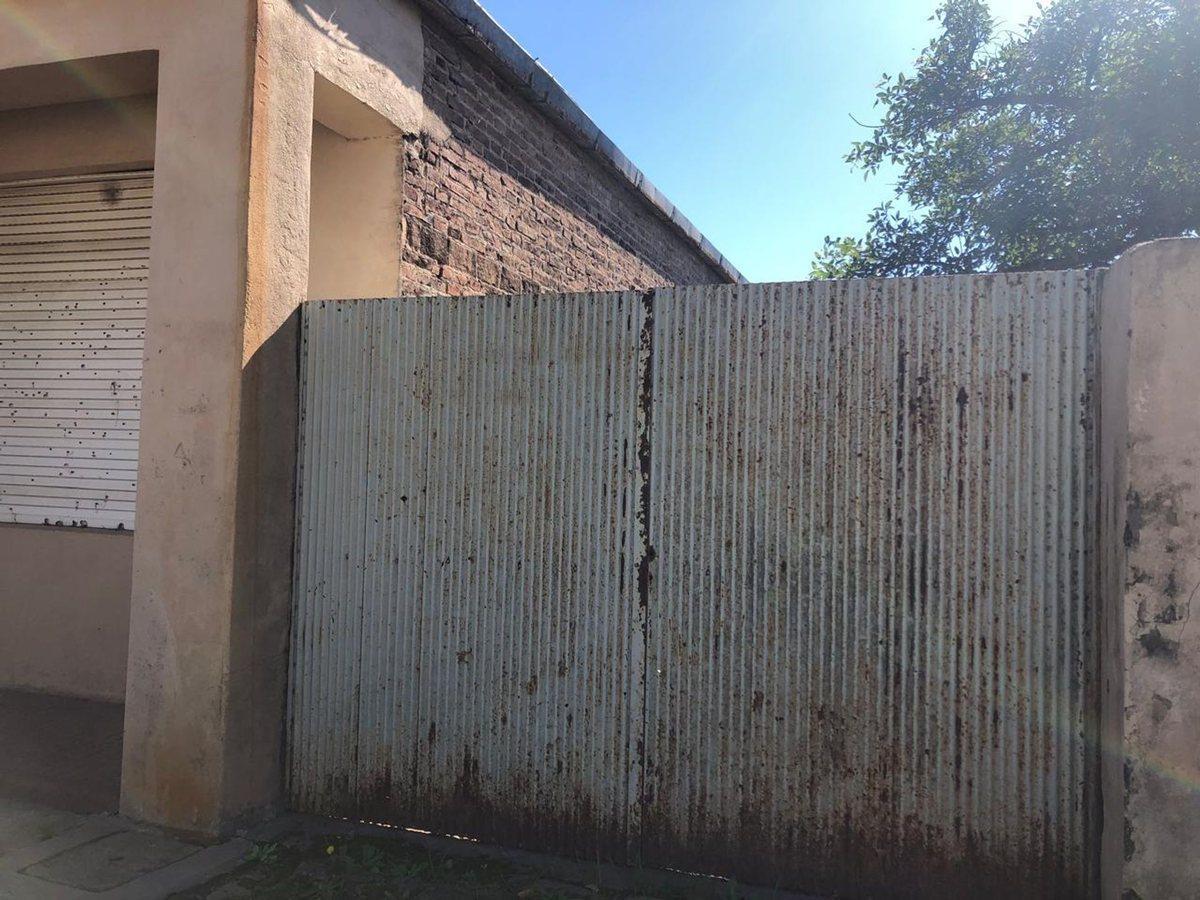 Foto de VENTA / TERRENO + LOCAL/ A METROS PLAZA, imagen 5