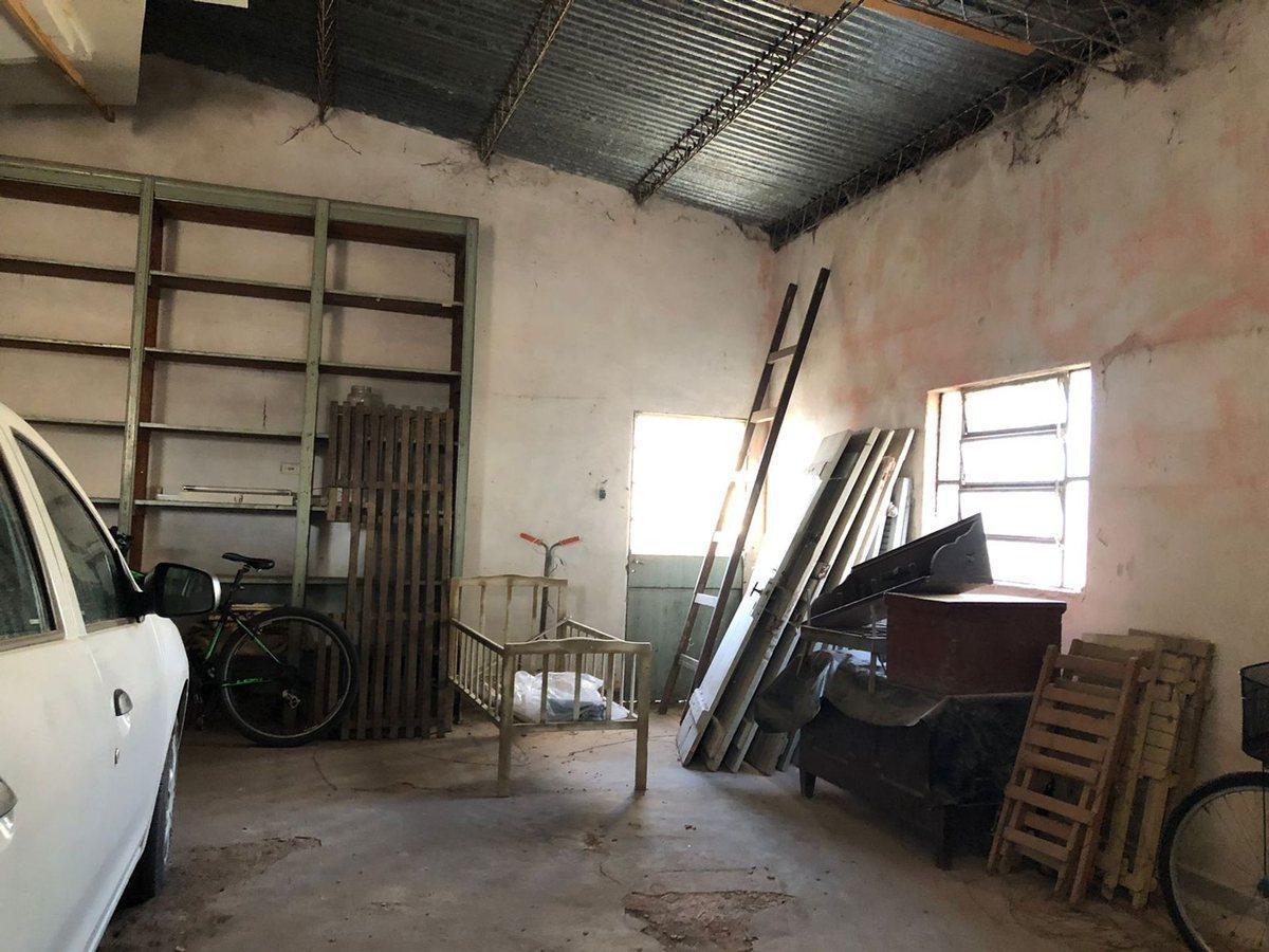 Foto de VENTA / TERRENO + LOCAL/ A METROS PLAZA, imagen 1