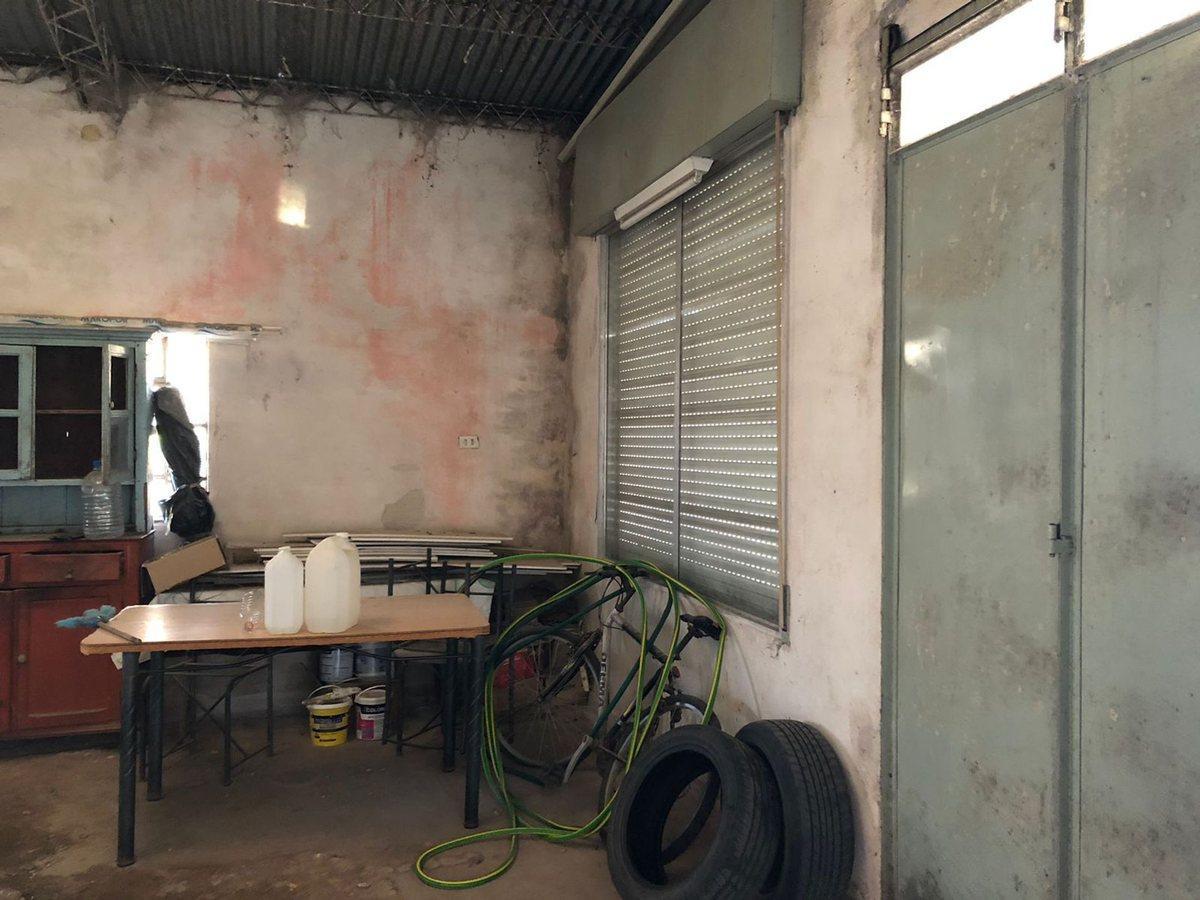 Foto de VENTA / TERRENO + LOCAL/ A METROS PLAZA, imagen 3