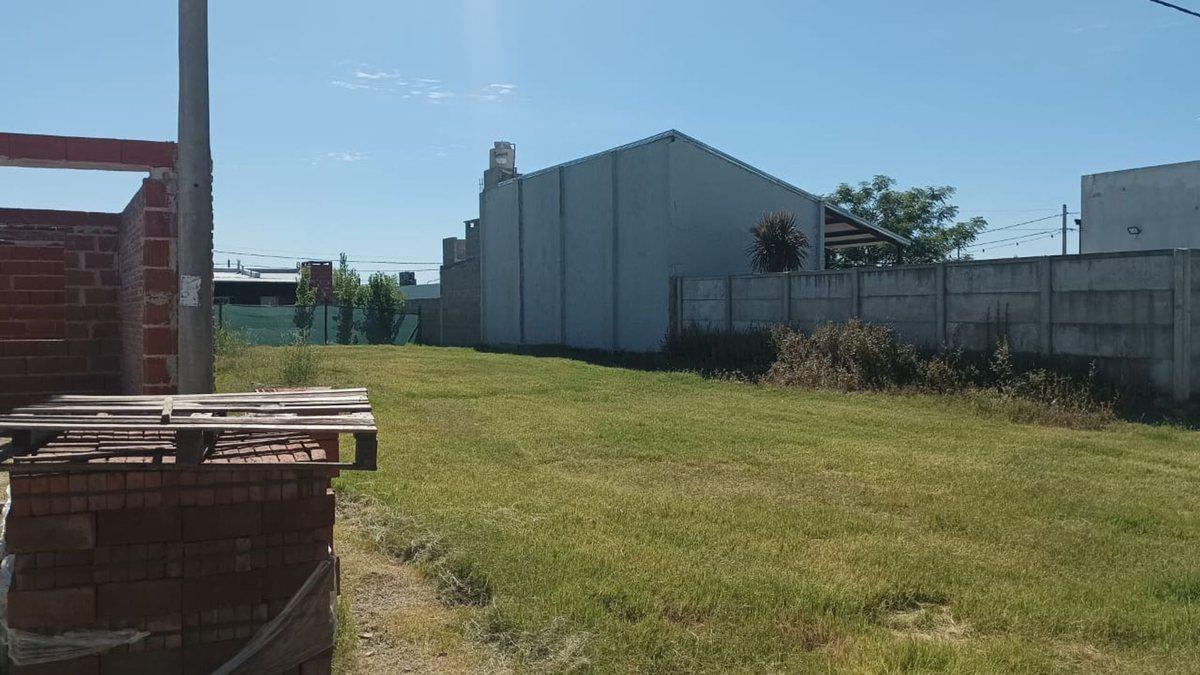 Foto de VENTA / LOTE FINANCIADO / BELLA ITALIA, imagen 3