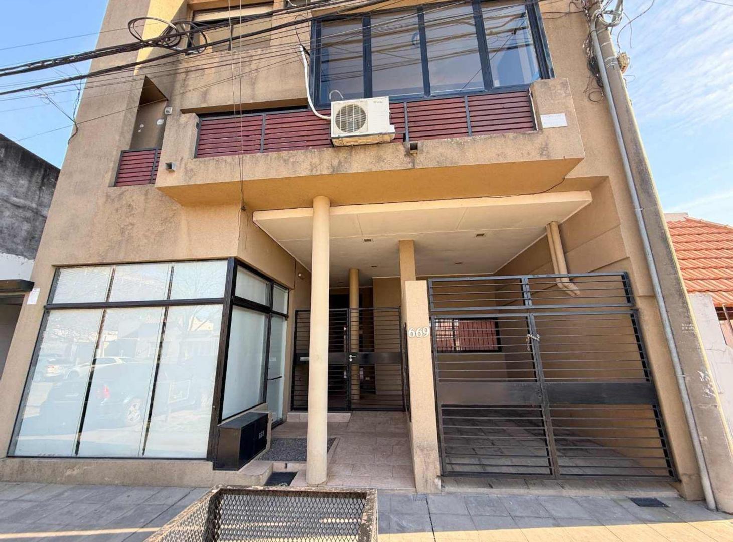 Foto de VENTA/DEPARTAMENTO 2 DORMITORIOS/SERVICIOS/RAFAELA, imagen 1