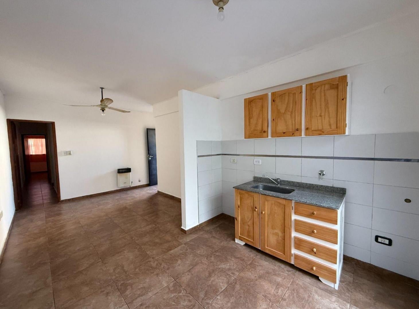 Foto de VENTA/DEPARTAMENTO 2 DORMITORIOS/SERVICIOS/RAFAELA, imagen 4