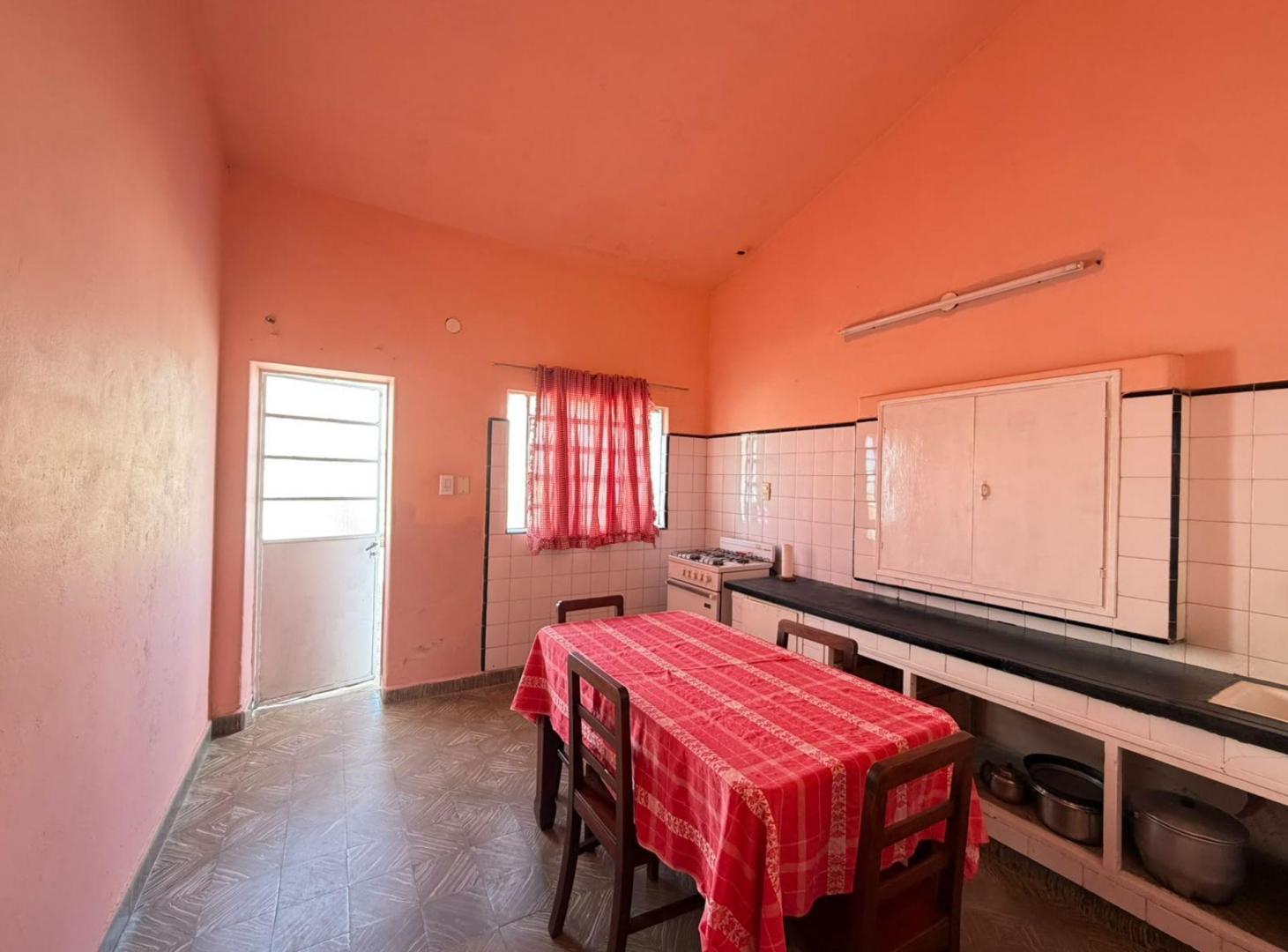Foto de REMAX/VENDE/CASA/2DORM/B°9DEJULIO, imagen 3