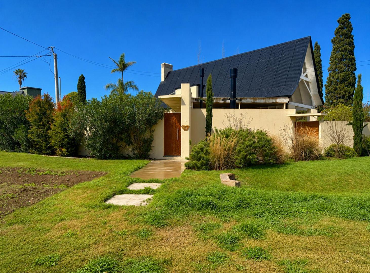 Foto de VENTA/VIVIENDA/PILETA/SERVICIOS/BRIGADIER LOPEZ, imagen 5