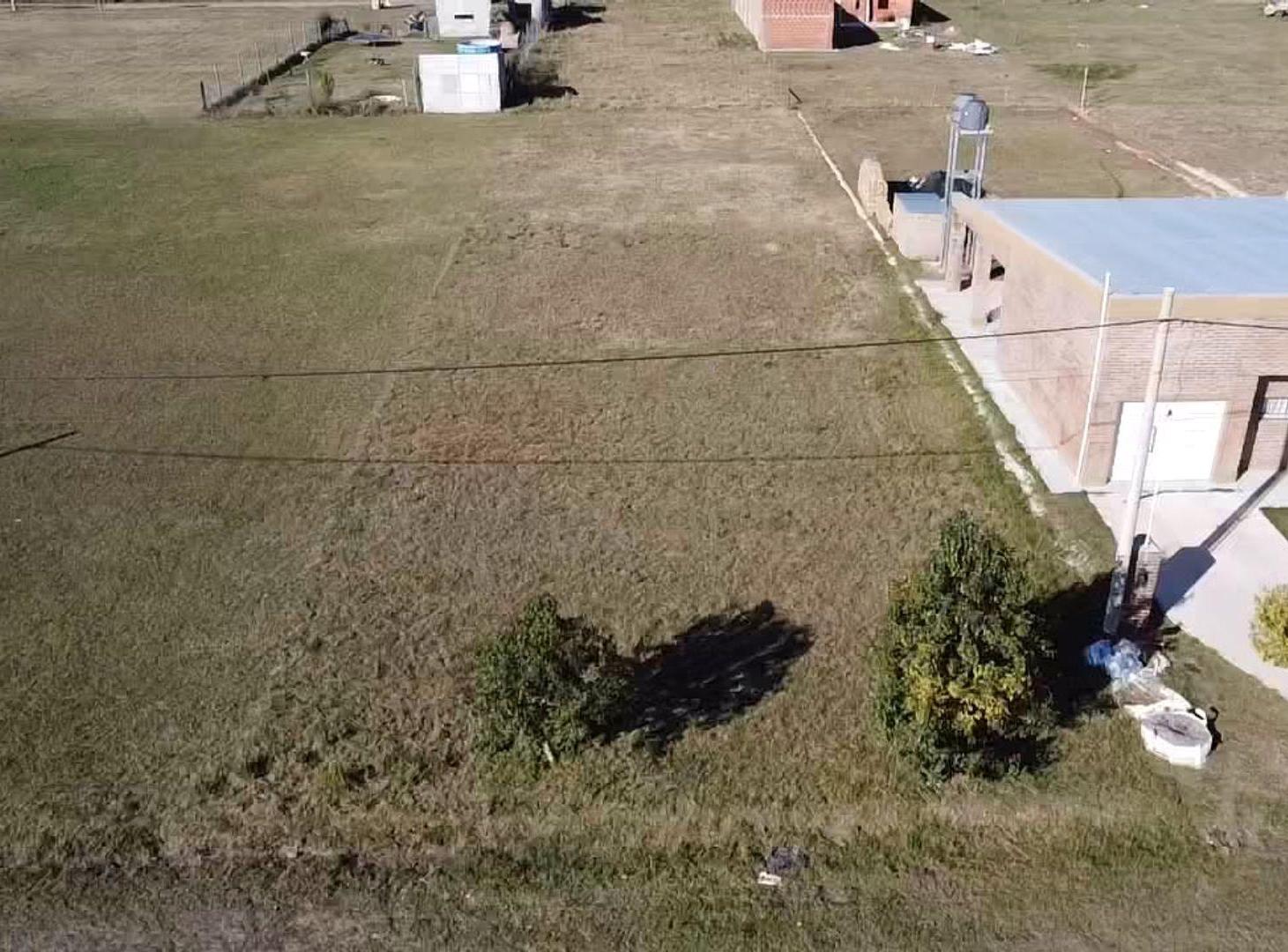 Foto de VENTA/AMPLIO TERRENO/INVERSION SEGURA/LEHMANN, imagen 1