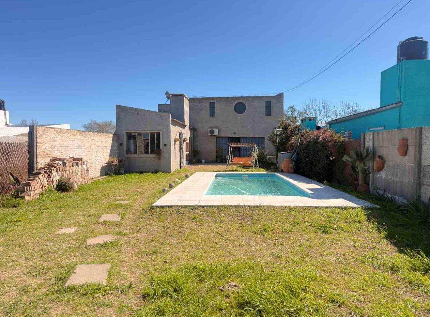 Foto de CASA/ CON PILETA/ LEHMANN/ AMPLIOS ESPACIOS, imagen 2
