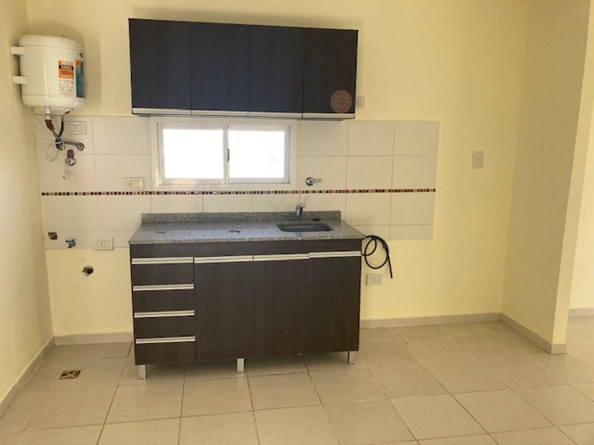 Foto de ALQUILER / DEPARTAMENTO/ 1 DORMITORIO/ COCHERA, imagen 4