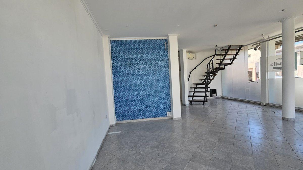 Foto de ALQUILER LOCAL COMERCIAL EN EL CENTRO, imagen 1