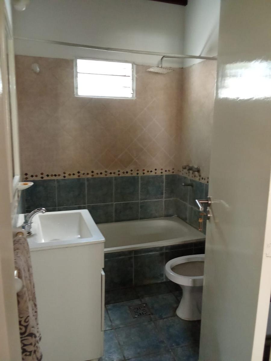 Casa 3 Dorm. en Alquiler Permanente en Funes 2