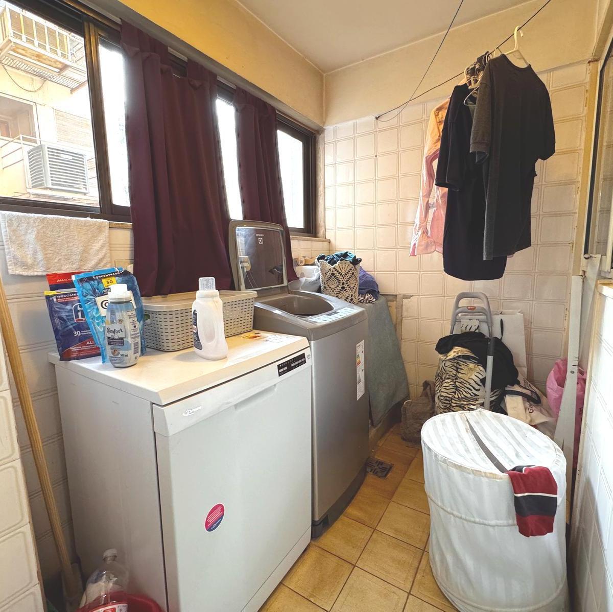 Venta - Departamento de Tres Dorm. en Rosario 3