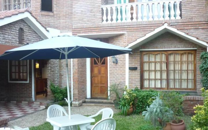 Hermosa casa en alquiler temporario en Barrio Los Aromos - ROLDAN - FUNES. 1
