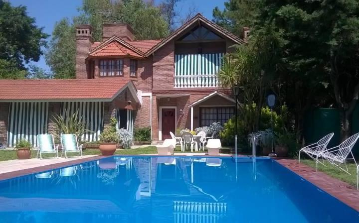 Hermosa casa en alquiler temporario en Barrio Los Aromos - ROLDAN - FUNES. 2