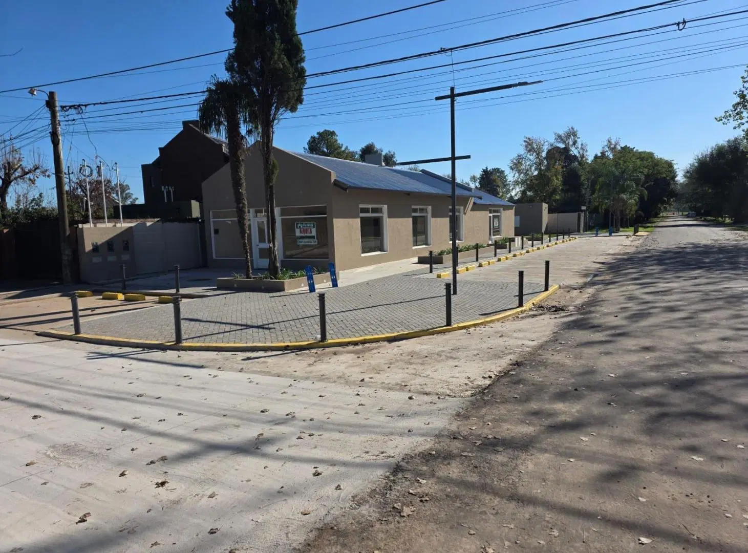 Local comercial en alquiler sobre ruta 9 ( a estrenar ) 5