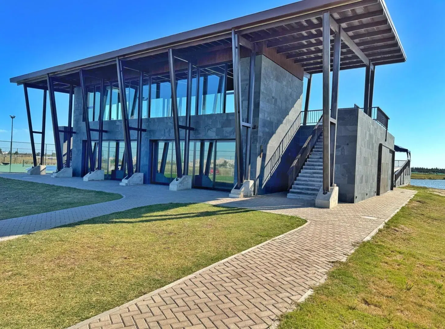 VENTA - Terreno en Funes 5