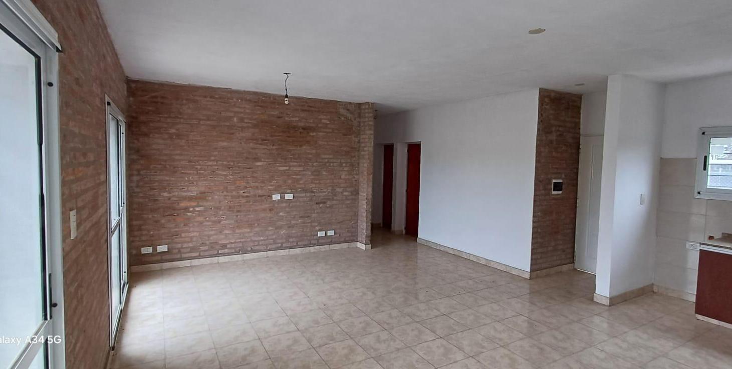 Foto de ALQUILER - Casa en Roldan, imagen 1
