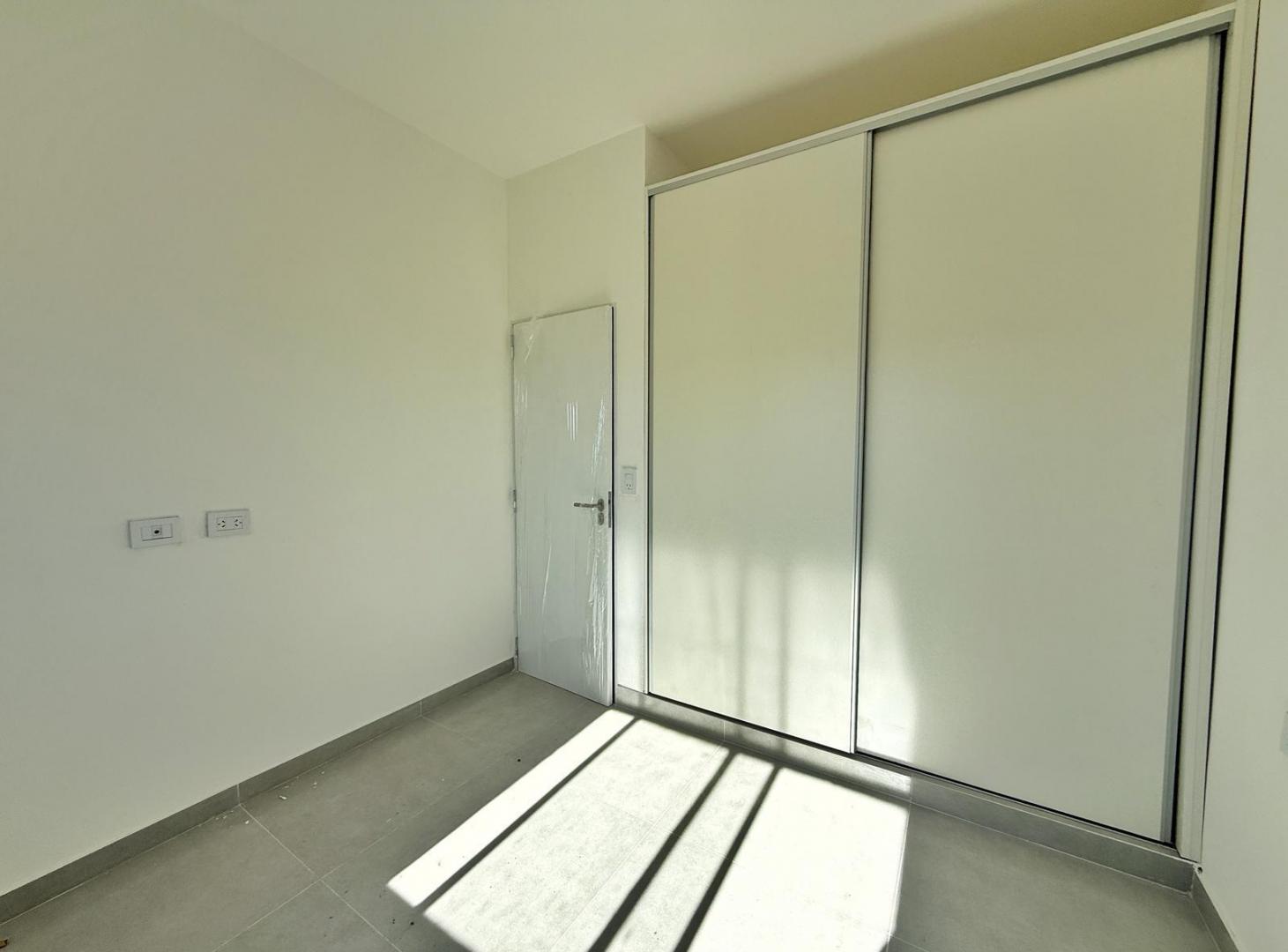 Foto de VENTA - DEPARTAMENTO 1 DORMITORIO ZAVALLA, imagen 1