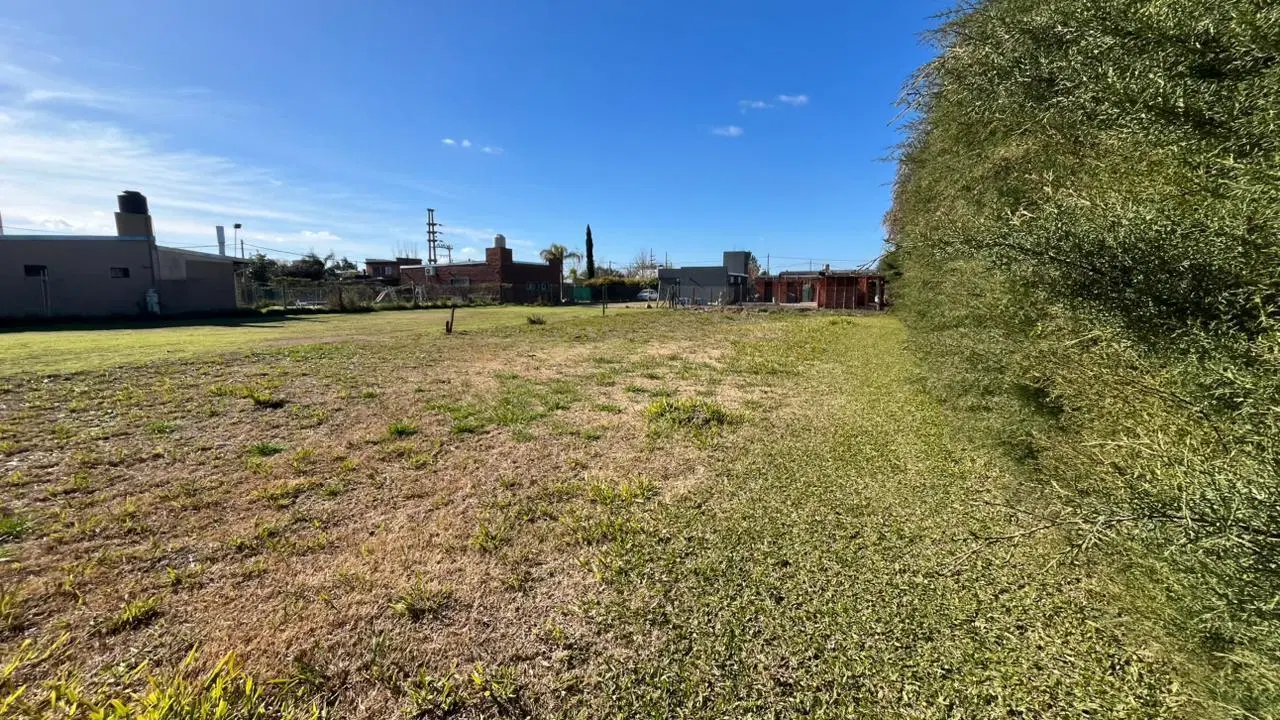 VENTA - Terreno en Roldan 2