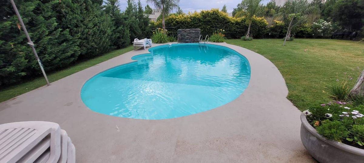 Foto de ALQUILER TEMPORARIO - Casa en Roldan, imagen 3