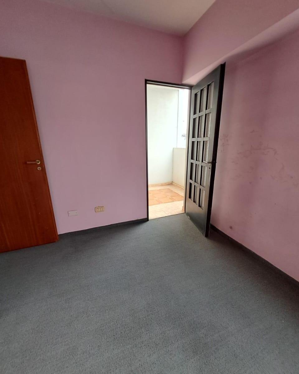 Foto de TRIPLEX 4 AMB 3 BAÑOS GARAJE - PATIO - TERRAZAS - 3 BAÑOS, imagen 2