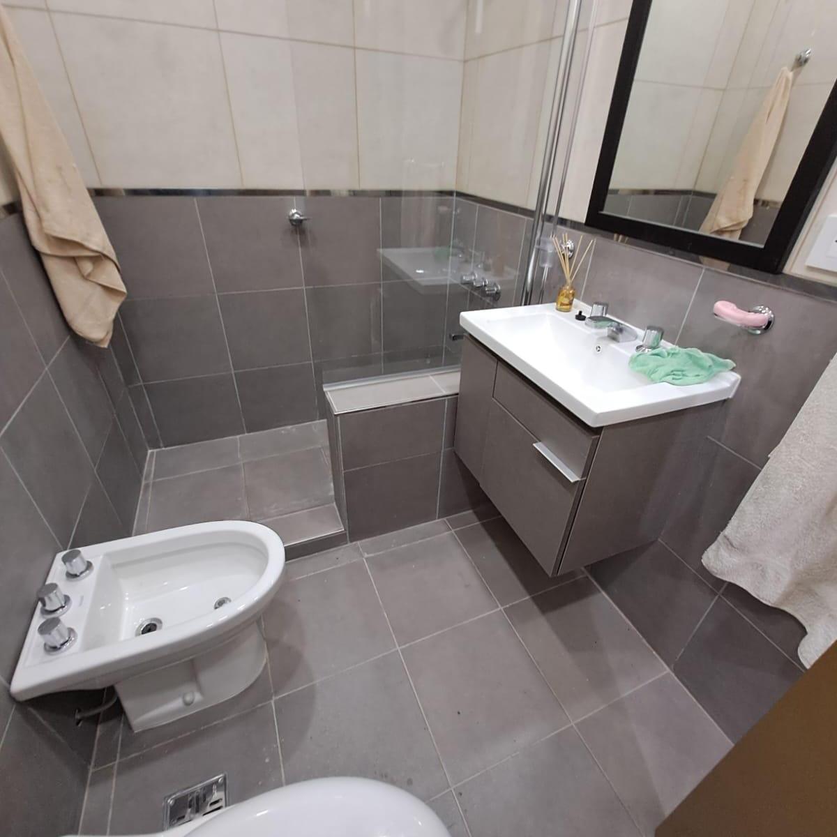 Casa en Planta Baja 4 Amb - 2 Baños Garaje - Parque Piscina y Quincho - Terraza 5