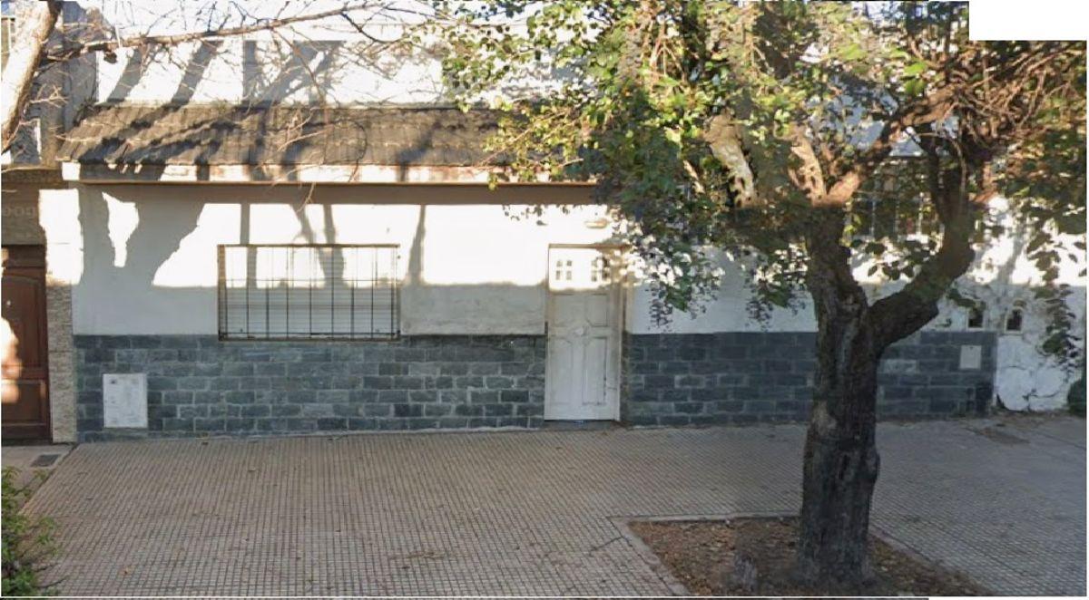 LOTE A 3 CUADRAS DE ALBERDI y 1 DE DIRECTORIO