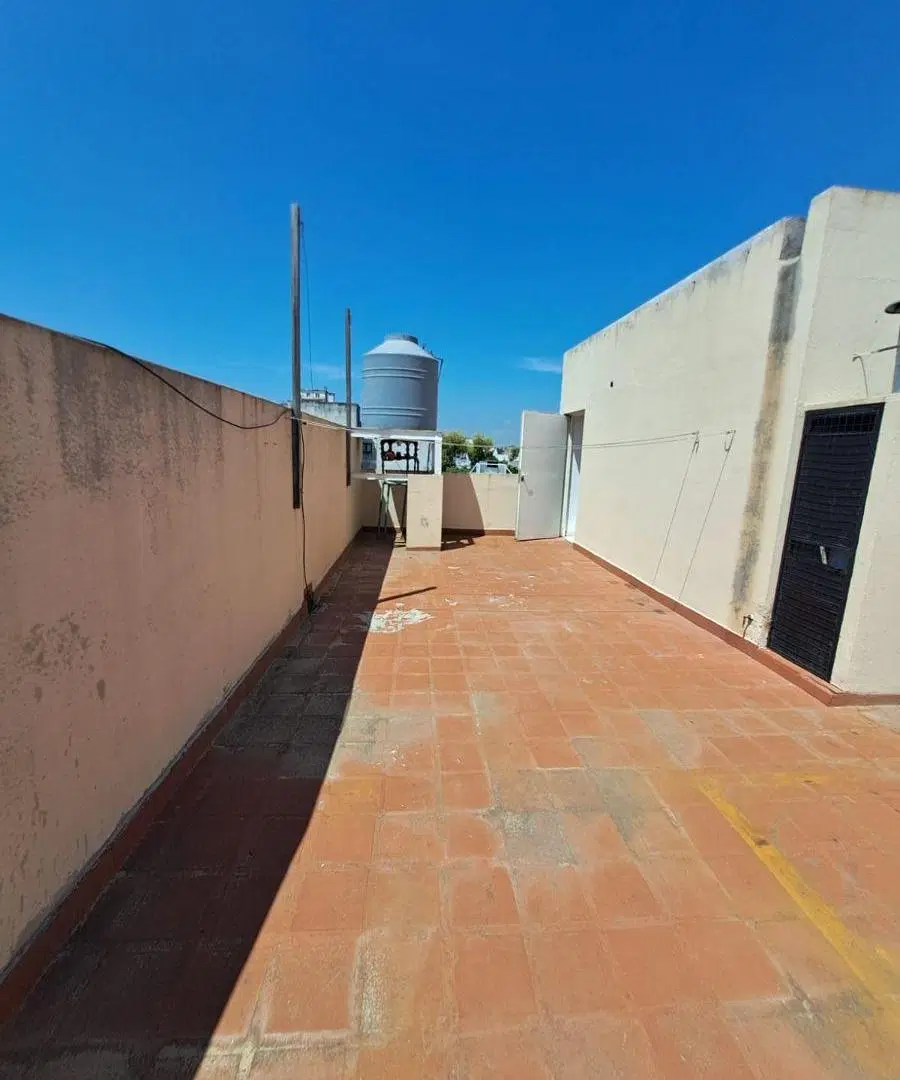 3 AMB EN DUPLEX AL FRENTE CON 2 BAÑOS y TERRAZA 2