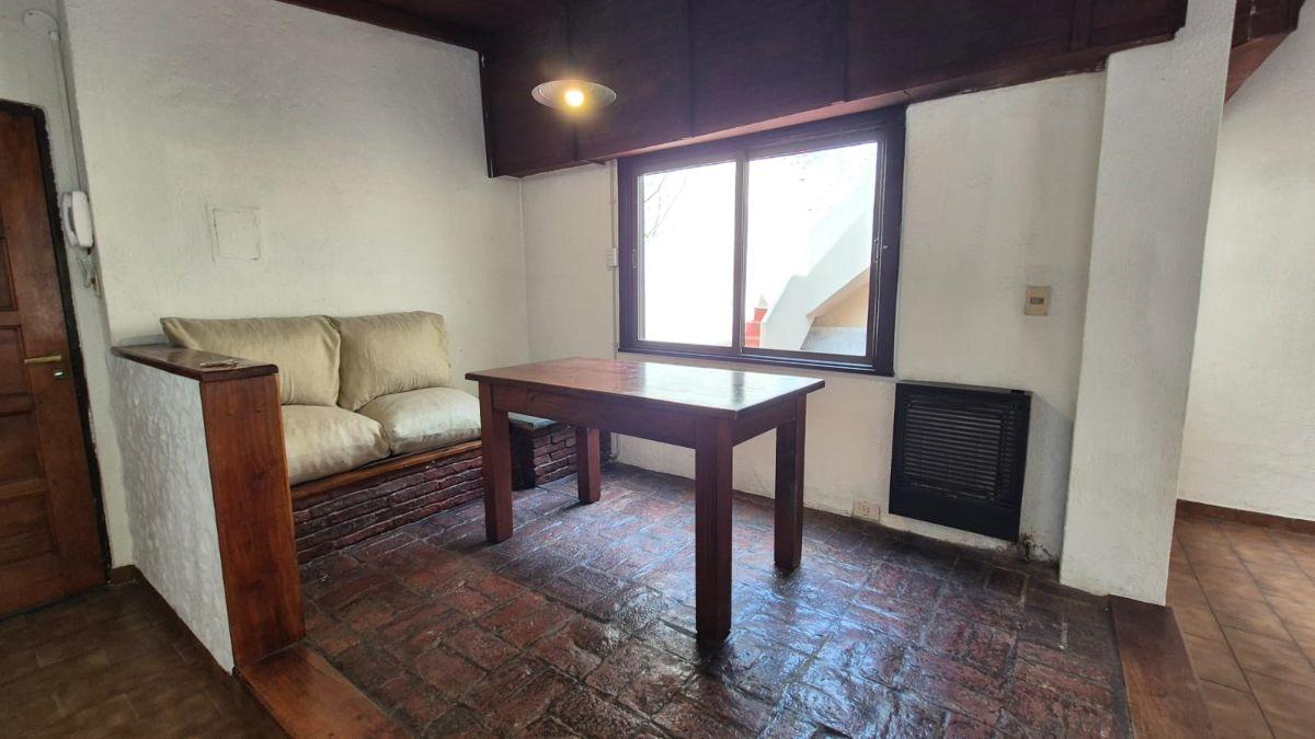 Foto de TIPO CASA 3 AMB CONTRA FRENTE PARQUE QUINCHO- PTA BAJA * 1 CDRA PLAZA*, imagen 1