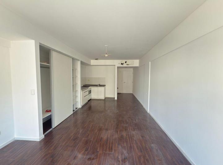 ALQUILER MONOAMBIENTE CON BALCON Y AMENITIES EN ALMAGRO 2