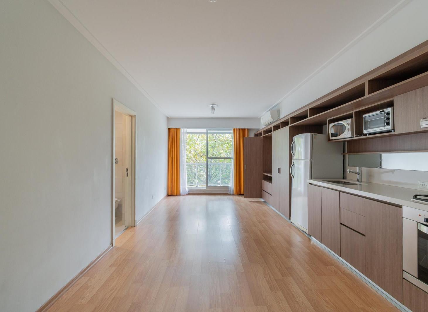 VENTA MONOAMBIENTE CON BALCÓN EN ALMAGRO