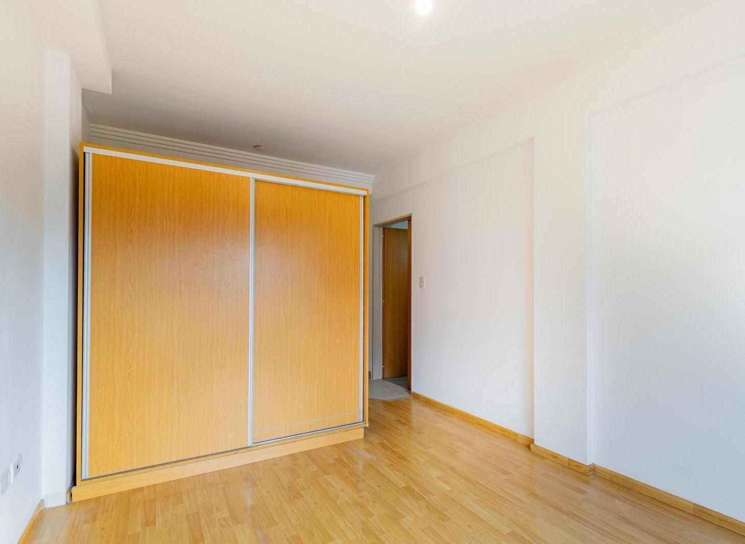 VENTA 1 AMBIENTE CON BALCON EN ALMAGRO