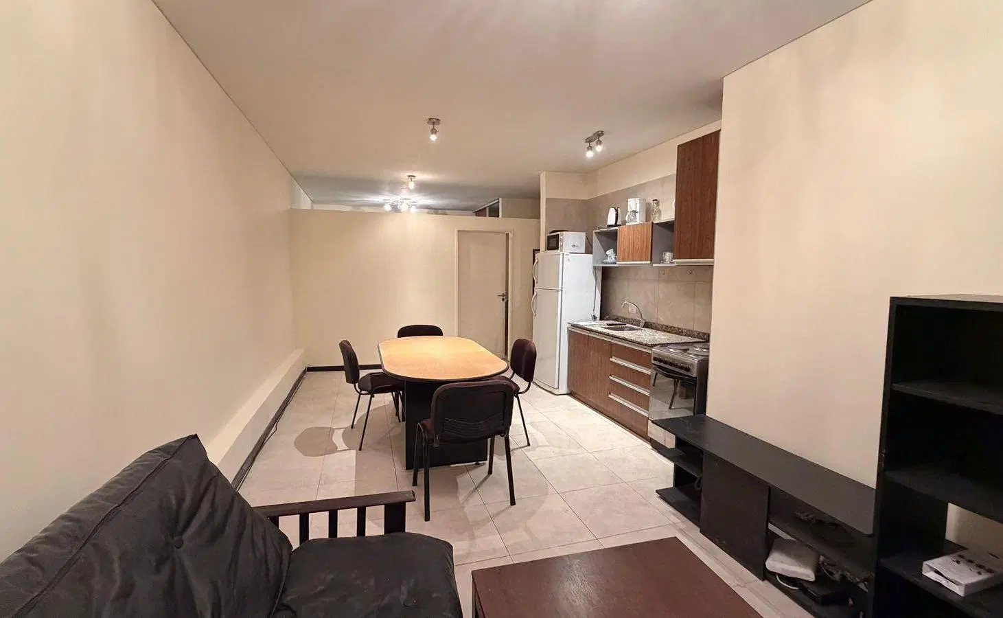 VENTA MONOAMBIENTE DIVIDO | BALCÓN | CON COCHERA 5