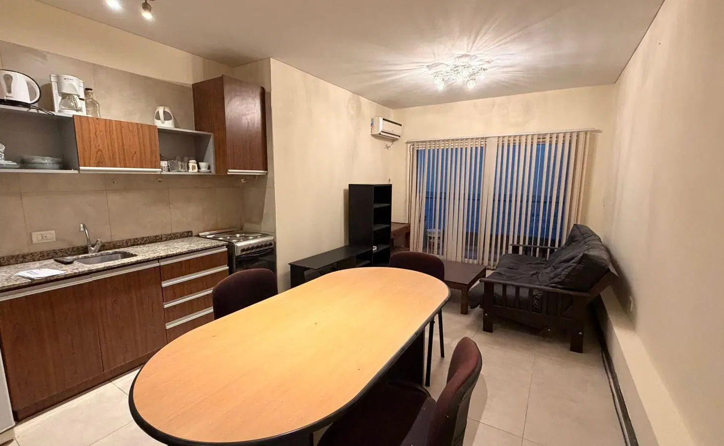 VENTA MONOAMBIENTE DIVIDO | BALCÓN | CON COCHERA 4