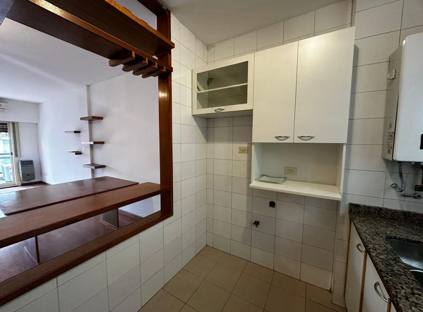 SALGUERO PROPIEDADES ALQUILA MONOAMBIENTE CON BALCÓN EN RECOLETA 3