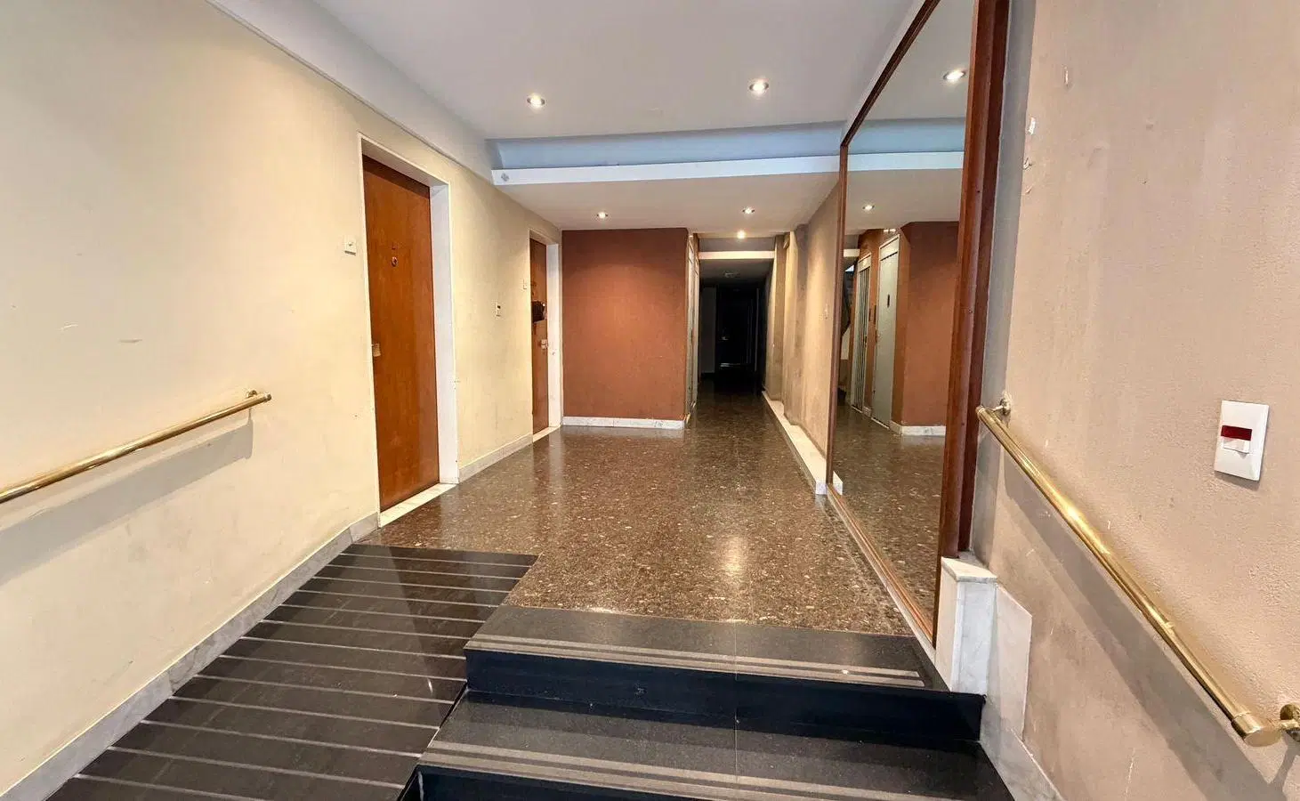 Departamento en alquiler 3 ambientes con amplio balcón 2