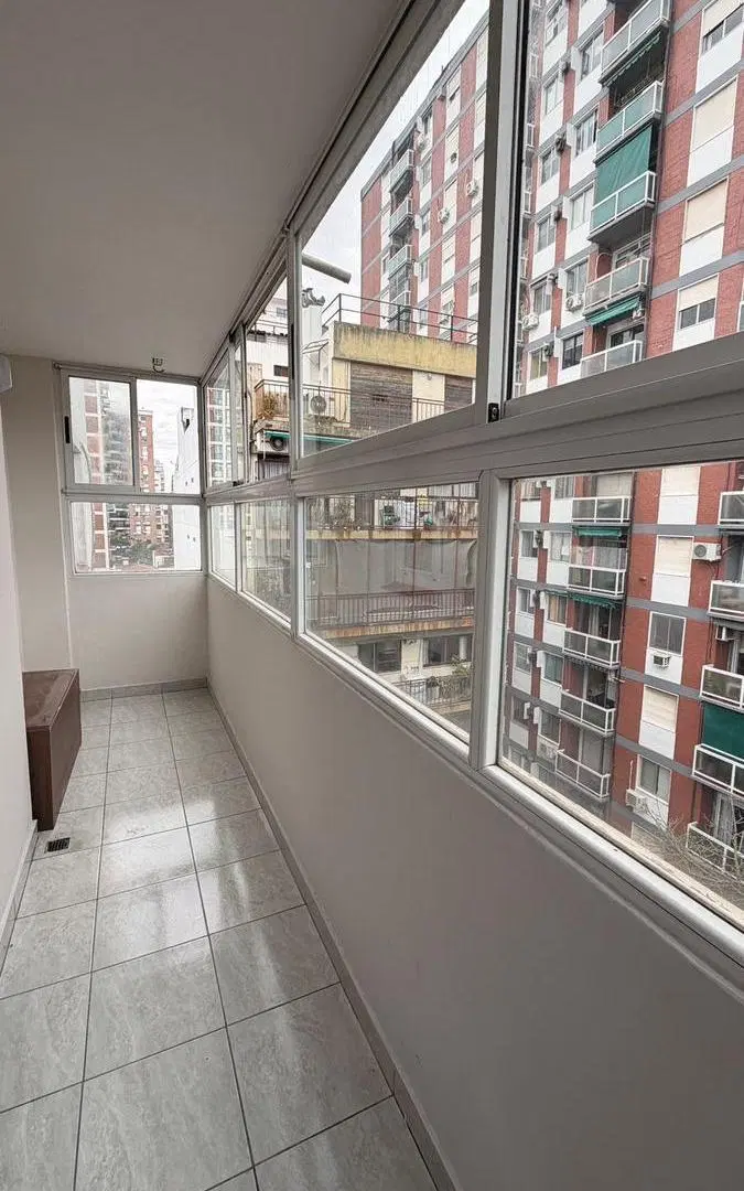 Departamento en alquiler 3 ambientes con amplio balcón 3