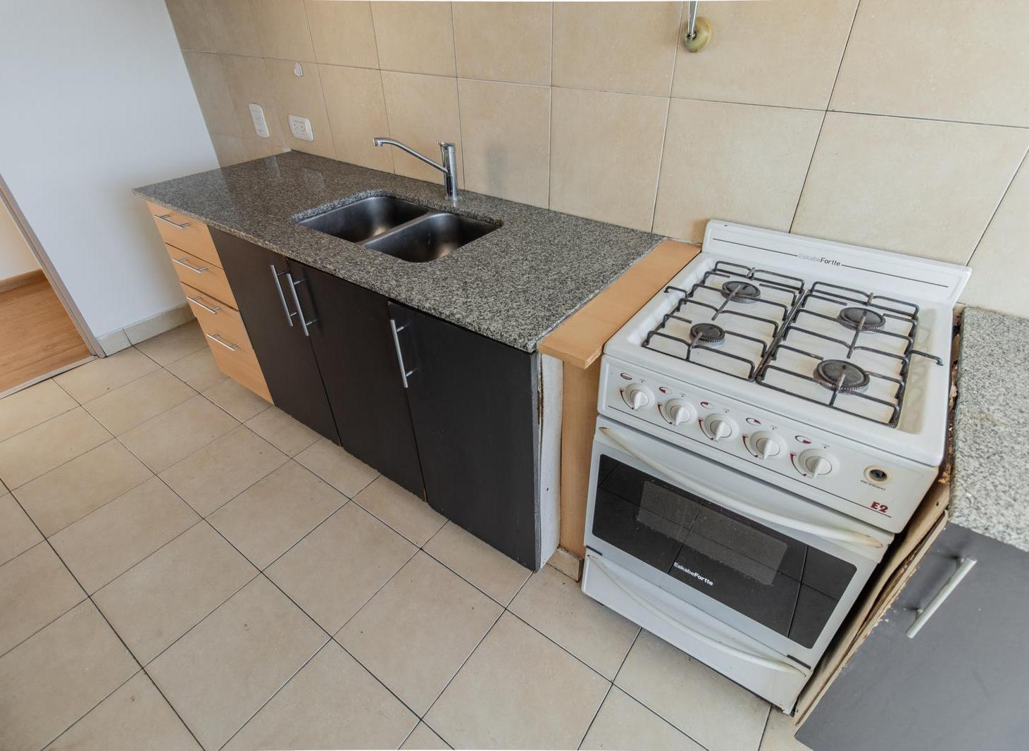 Departamento de 2 ambientes piso alto con mucha luz, impecbale estado