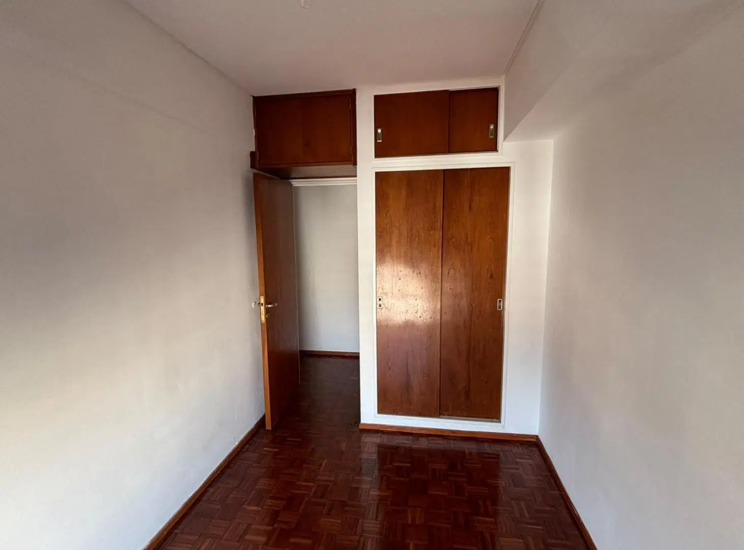 SALGUERO PROPIEDADES ALQUILA DEPARTAMENTO DE 3 AMBIENTES EN BALVANERA 4