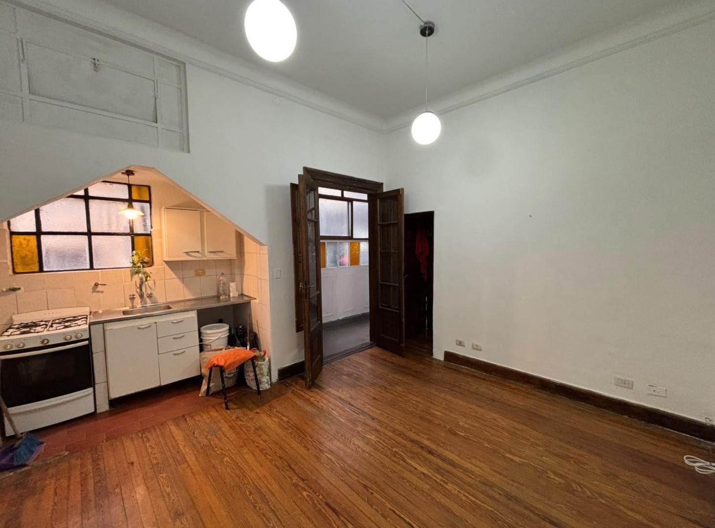Foto de SALGUERO PROPIEDADES ALQUILA DEPARTAMENTO DOS AMBIENTES EN ALMAGRO, imagen 3