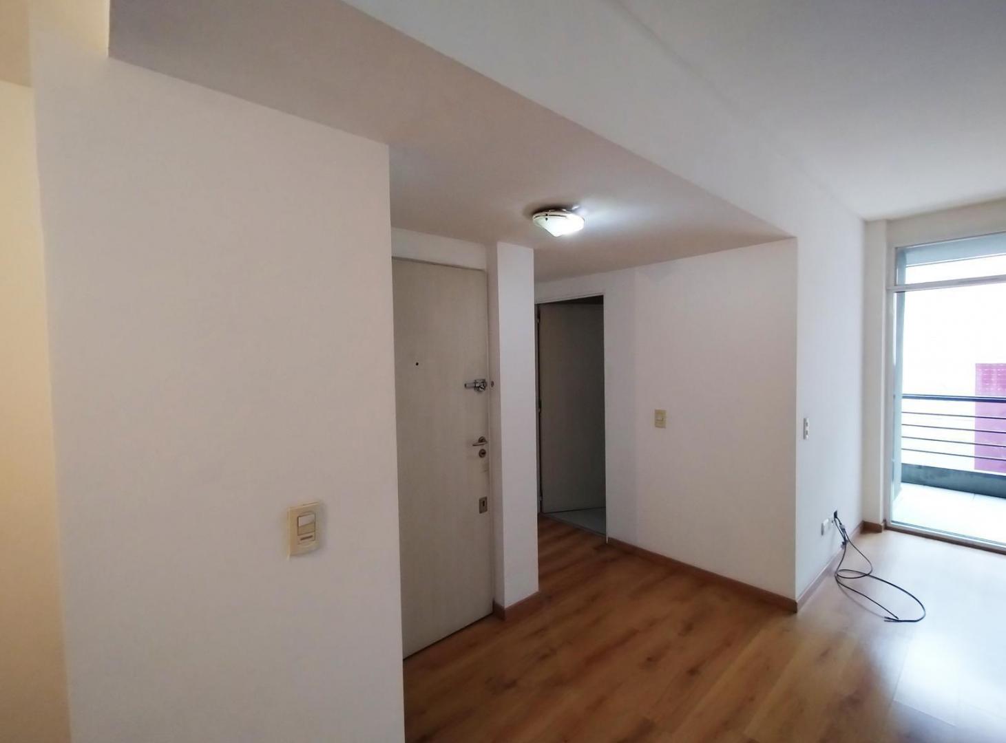 Foto de VENDTA DEPARTAMENTO 2 AMBIENTES CON BALCON Y COCHERA EN PALERMO, imagen 2